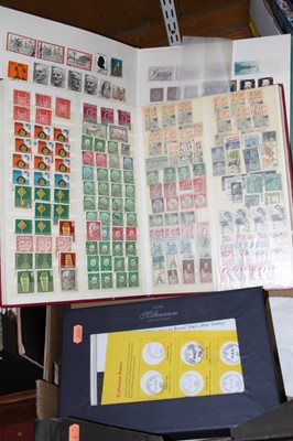 Lot 625 - A collection of vintage stamp albums and contents