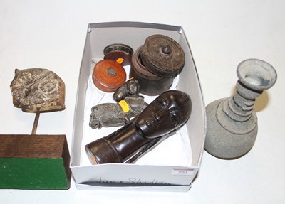 Lot 563 - A collection of miscellaneous items to include...
