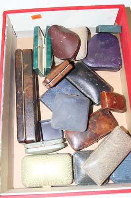 Lot 564 - A collection of assorted leather and other...