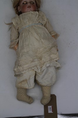 Lot 613 - A vintage Julta bisque headed doll, having...