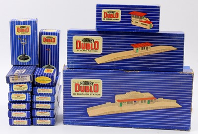 Lot 479 - One box of Hornby Dublo lineside buildings,...