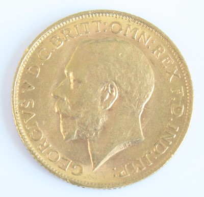 Lot 2266 - Great Britain, 1911 gold full sovereign,...