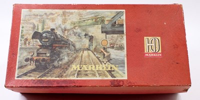 Lot 485 - A Marklin H0 railways No. 846/4H boxed set...