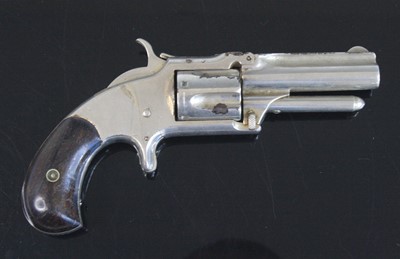 Lot 693 - A 19th century Smith & Wesson .32 calibre...