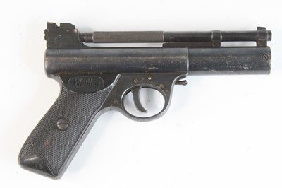 Lot 812 - The Webley "Mark I" .177 calibre air pistol,...