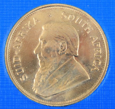 Lot 2308 - South Africa, 1981 gold full Krugerrand, obv;...