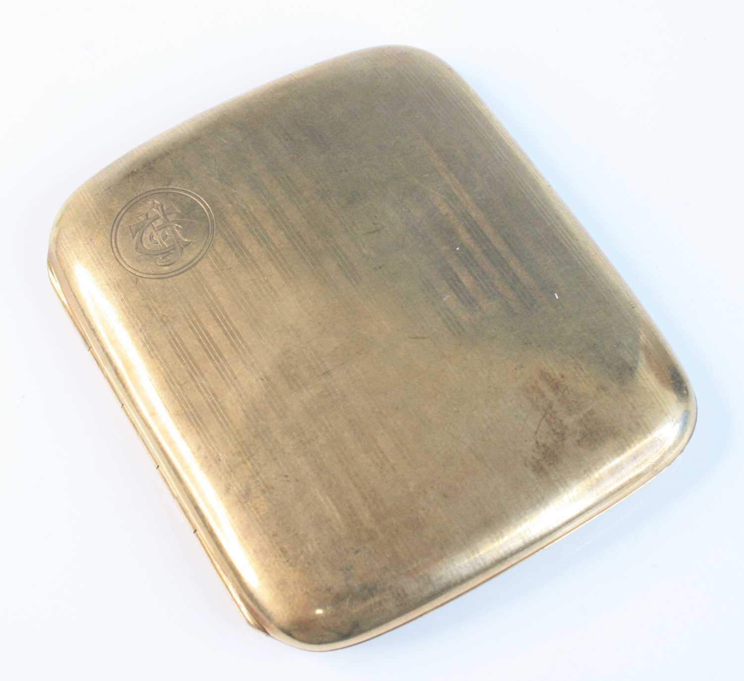 Lot 106 - A 9ct gold pocket cigarette case, having...