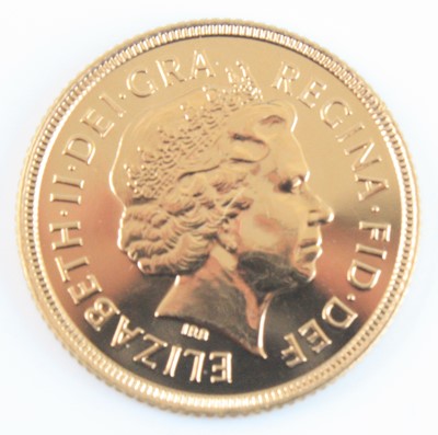 Lot 2304 - Great Britain, 2001 gold full sovereign,...