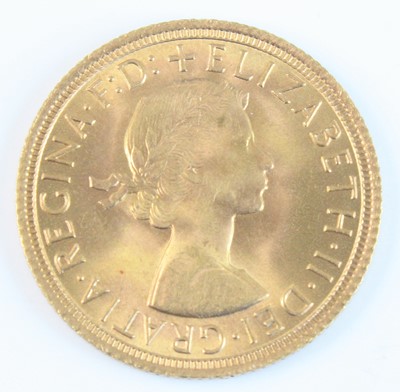 Lot 2293 - Great Britain, 1965 gold full sovereign,...