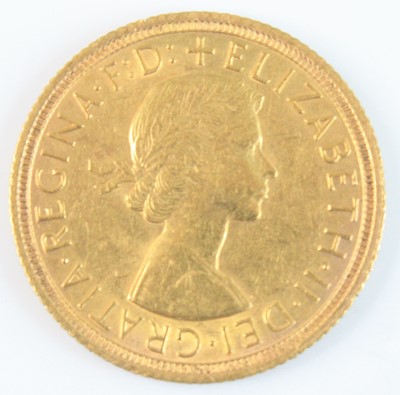 Lot 2284 - Great Britain, 1963 gold full sovereign,...