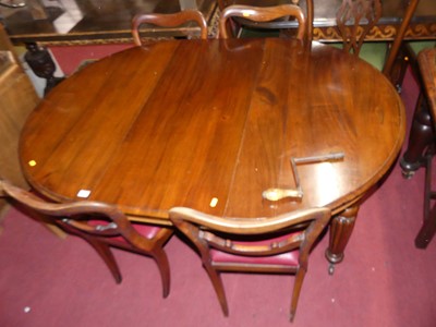 Lot 1362 - A late Victorian mahogany D-end extending...