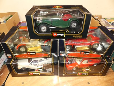 Lot 1516 - Five boxed Bburago 1/18 scale diecast vehicles...