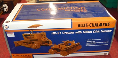 Lot 1531 - A First Gear Alice Chalmers HD-21 crawler with...