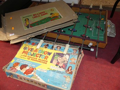 Lot 1532 - A collection of mixed vintage children's games...