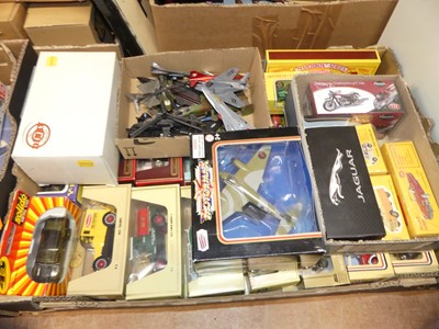 Lot 1549 - A collection of mixed vintage diecast to...
