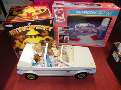 Lot 1575 - A large box containing a quantity of Sindy...