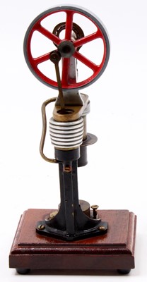 Lot 16 - Julian Wood Style vertical Hot Air Stirling...