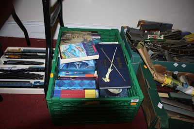 Lot 690 - A collection of various modern fantasy books,...