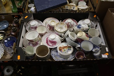 Lot 746 - A collection of Victorian and later teawares,...