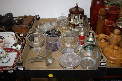Lot 814 - Two boxes of miscellaneous items to include...