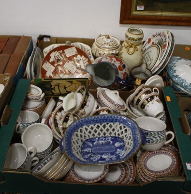 Lot 826 - Two boxes of miscellaneous china to include a...