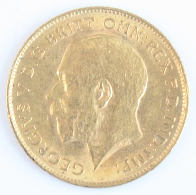 Lot 2212 - Great Britain, 1914 gold half sovereign,...