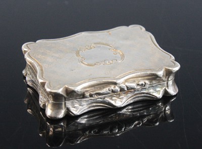 Lot 2101 - An early Victorian silver vinaigrette, of...