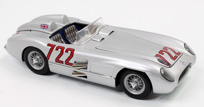 Lot 1905 - A Minichamps Paul's Model Art First Class...