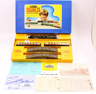 Lot 402 - EDP20 Hornby-Dublo 3-rail ‘The Bristolian’...