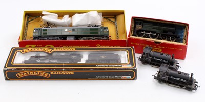 Lot 425 - EDLT20 Hornby-Dublo 3-rail 4-6-0 loco & tender...