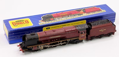 Lot 429 - 3226 Hornby-Dublo 3-rail 4-6-2 loco & tender...