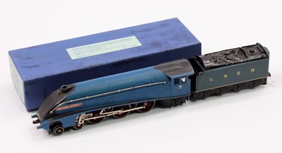 Lot 437 - Post-war EDL1 Hornby-Dublo 3-rail 4-6-2 loco &...