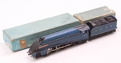 Lot 468 - Post-war EDL1 Hornby-Dublo 3-rail 4-6-2 loco &...