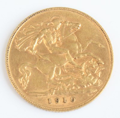 Lot 2257 - Great Britain, 1910 gold half sovereign,...