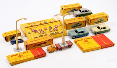 Lot 1228 - Dinky Toys boxed model collection with...