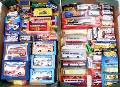 Lot 1992 - 2 trays containing a collection of Matchbox...