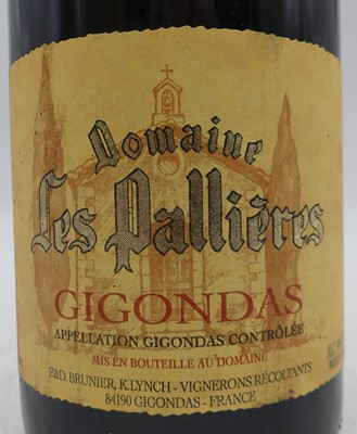 Lot 1089 - Domaine les Pallieres Gigondas, 2001, Rhone,...