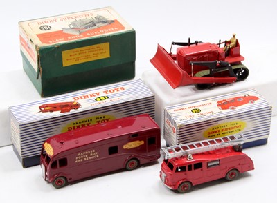 Lot 1219 - Dinky Toys boxed model group of 3 comprising...