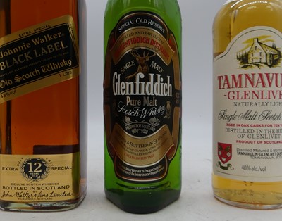 Lot 1427 - Tamnavulin Glenlivet aged 10 years single malt...