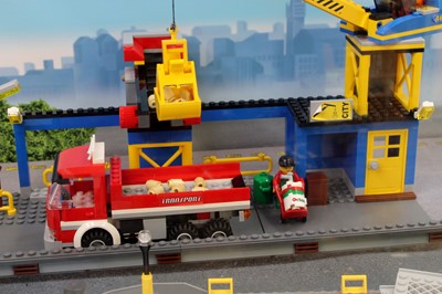Lot 1665 - A Lego City No. 4645 battery operated shop...