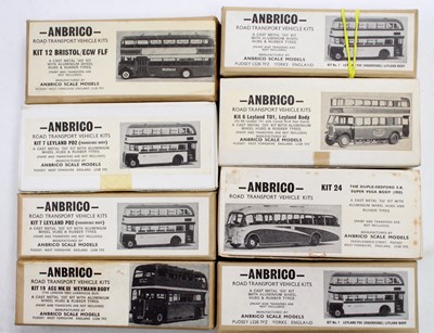 Lot 1809 - A collection of eight various Anbrico 1/76...