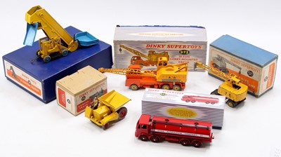 Lot 1221 - Dinky Toys boxed model group of 5 comprising...