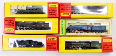 Lot 529 - One tray containing six various boxed Hornby...