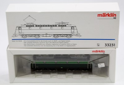 Lot 696 - Marklin, H0 33231, Serie 122 SNCB Locomotive,...