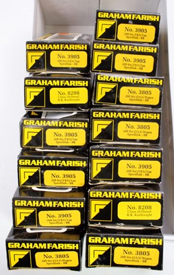 Lot 712 - Graham Farish N Gauge group, To include...