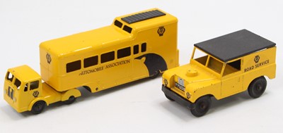 Lot 1422 - 2 Budgie Toys 'AA' Roadside Rescue Vehicles...