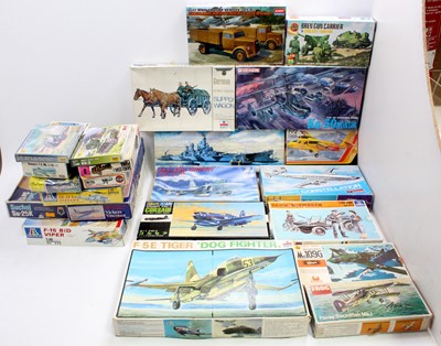 Lot 1748 - Two boxes of plastic military related model...