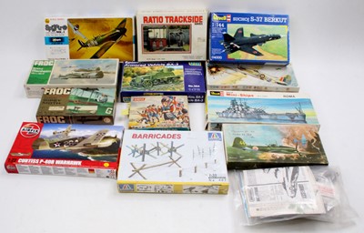 Lot 1753 - One box of mixed military figure kits to...