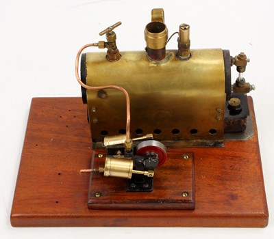 Lot 114 - A scratch built horizontal steam plant...