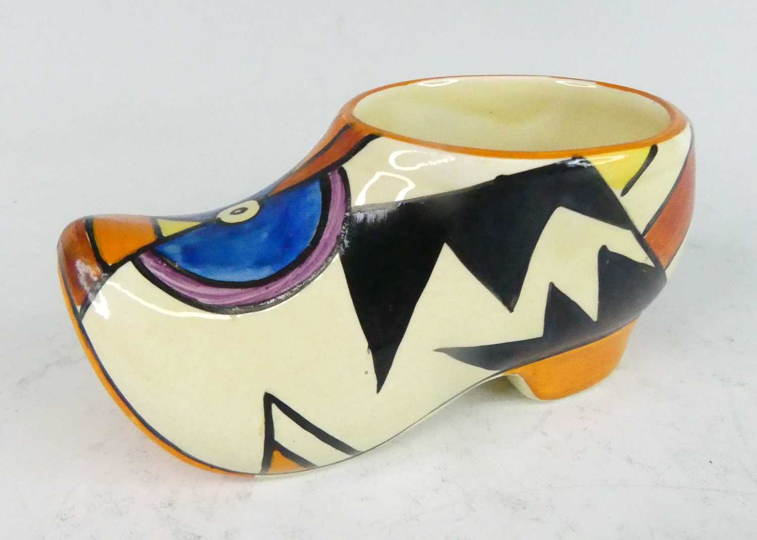 Lot 30 - A rare 1930s Clarice Cliff Lightning pattern...